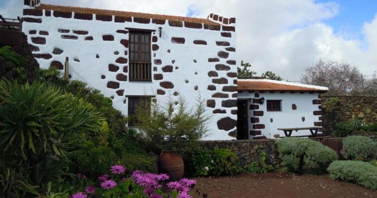 Isora House | Casa Rural Faustina