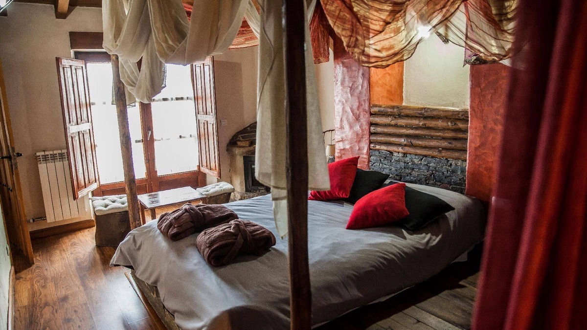 Bermellar Other | Casa Rural "Orgullo" with jacuzzi