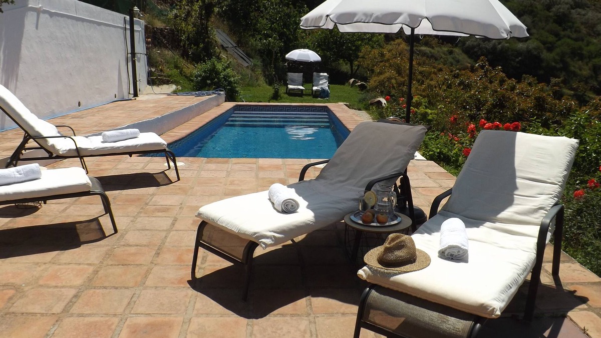 Competa Other | Casa rural rodeada de arboles frutales con piscinas privadas y wifi