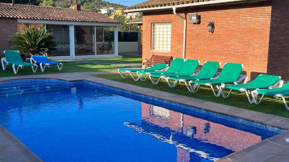 Mont Barbat House | Casa San Roca