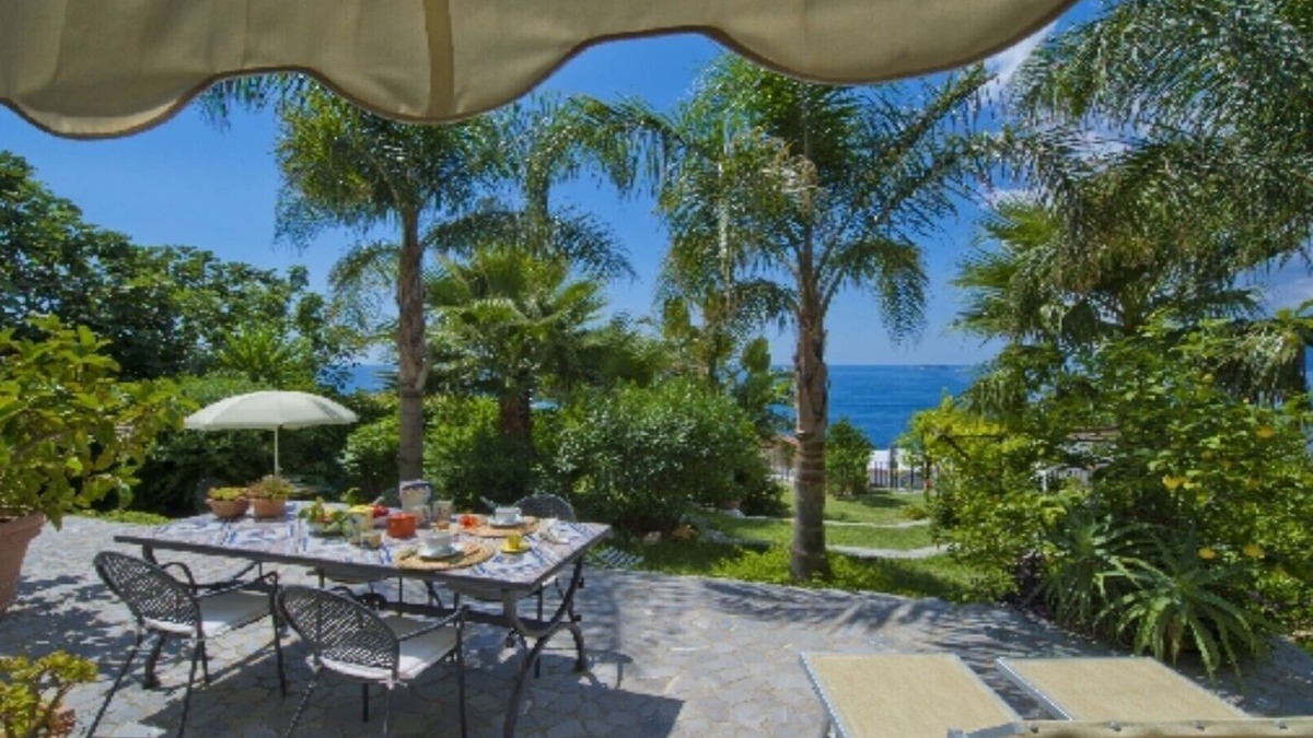 Praiano Apartment | Casa Santacroce 2 with large garden