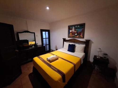 Antigua Guatemala Hotel | Casa Santiago Son