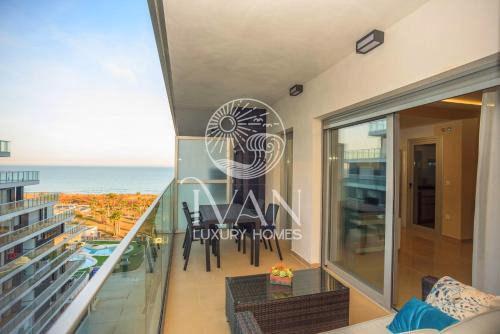 Cabanes Apartment | Casa SaraMaria Ivan Luxury Homes 7ªPlta Norte 1ªLínea