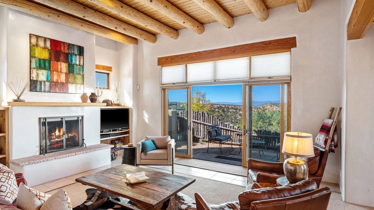 Tesuque House | Casa Serena - Breathtaking Views, Community Pool