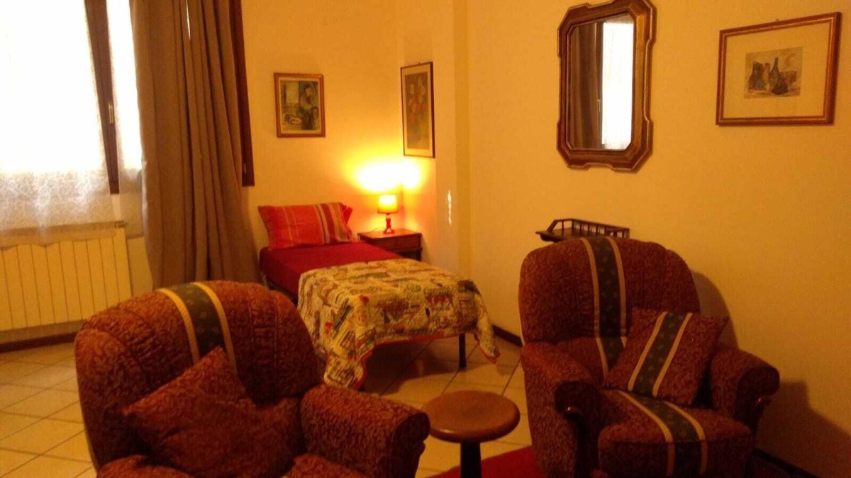 Stezzano House | CASA SISSI - RED KILOMETER-HOSPITAL