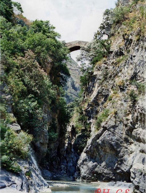 Civita House | Casa Skanderbek