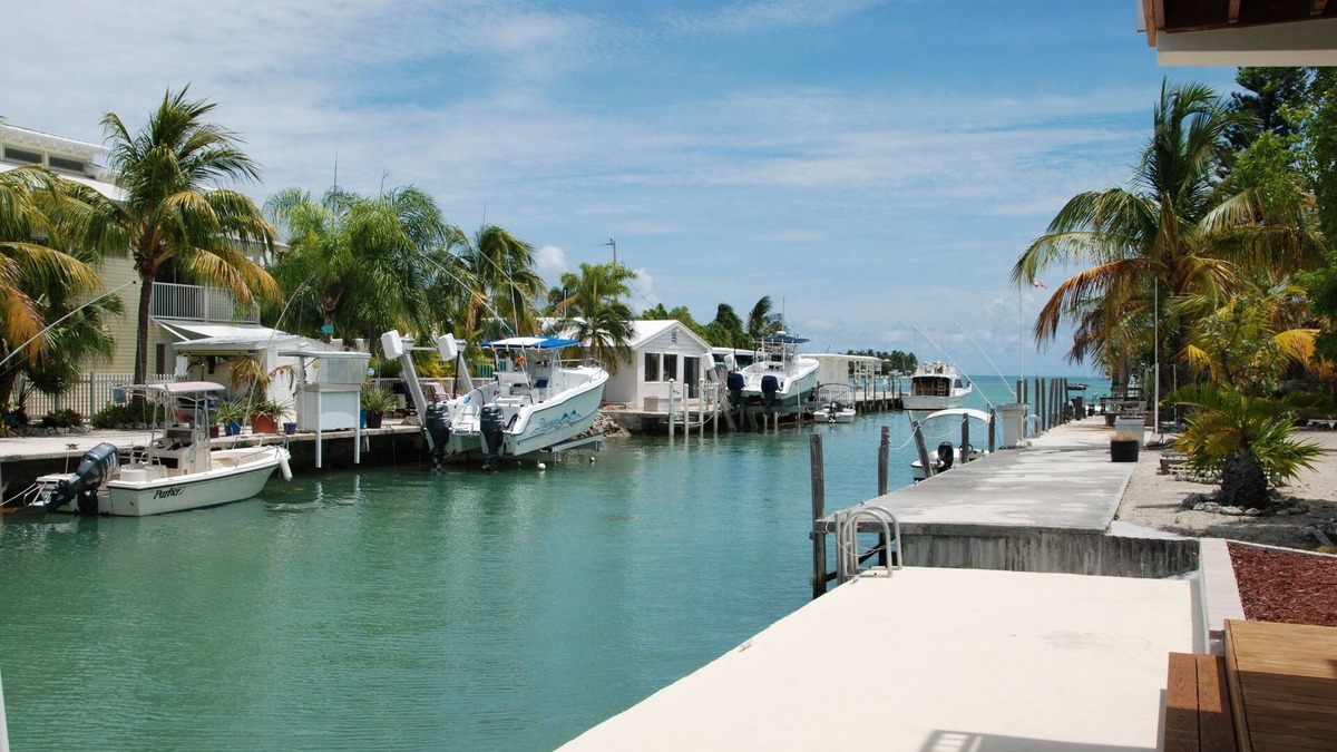 Little Venice House | Casa Solis with 30' dock on the ocean side.
