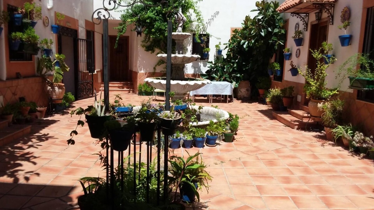 Cordoba Old City Cottage | Casa Típica Cordobesa en la Judería