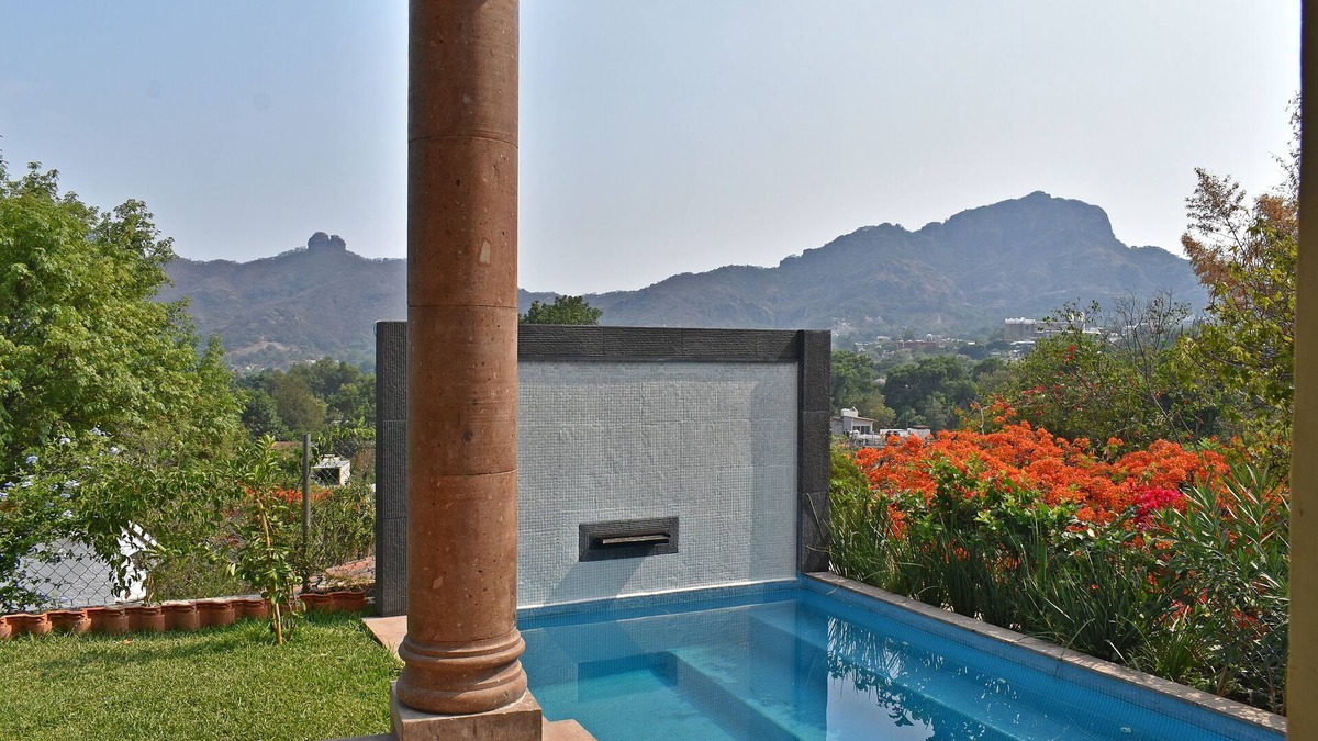 Santo Domingo House | Casa Tara / B&B Tepoztlán with mountain view