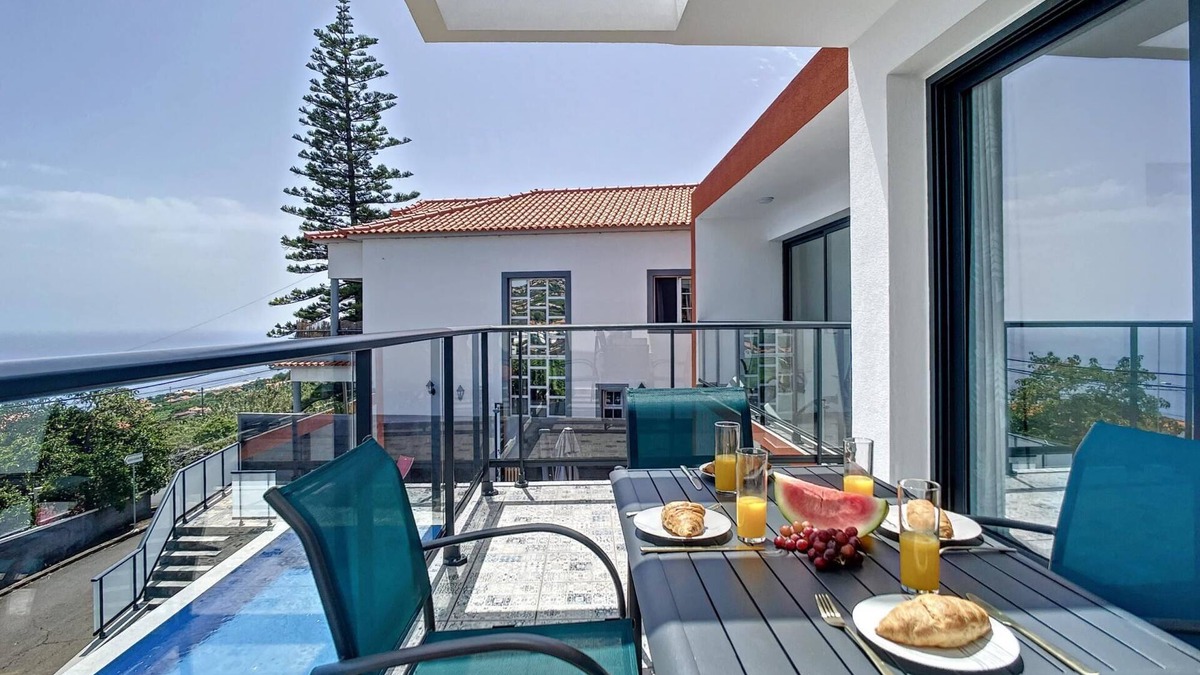 Estreito da Calheta Apartment | Casa Teixeira by Atlantic Holiday