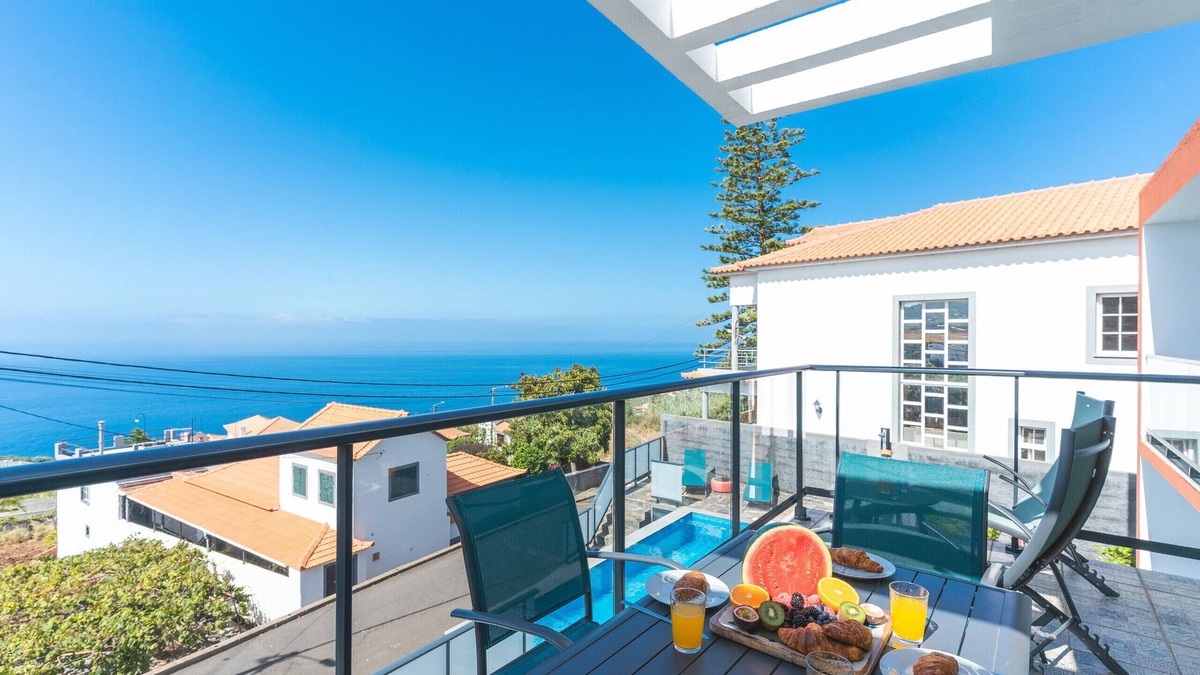 Estreito da Calheta Apartment | Casa Teixeira by Atlantic Holiday