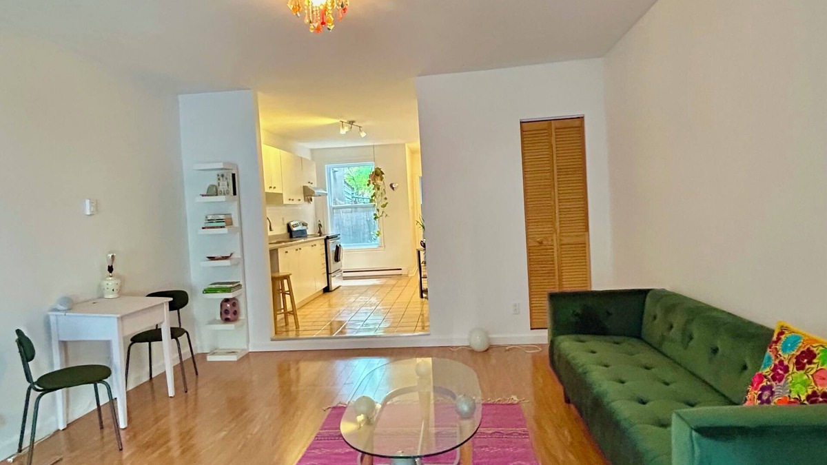 Mile-Ex Apartment | Casa Tierra: Minimalist Garden Apartment in Mile-Ex