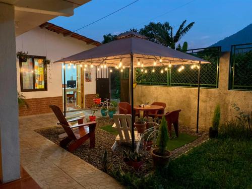 San Pedro La Laguna House | Casa Tika'aaj