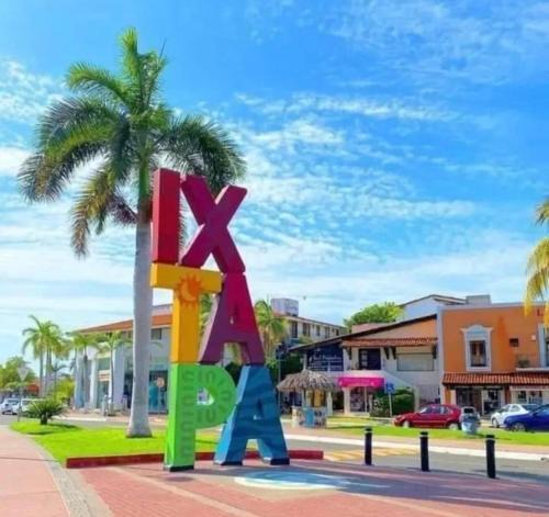 Ixtapa House | Casa Titos