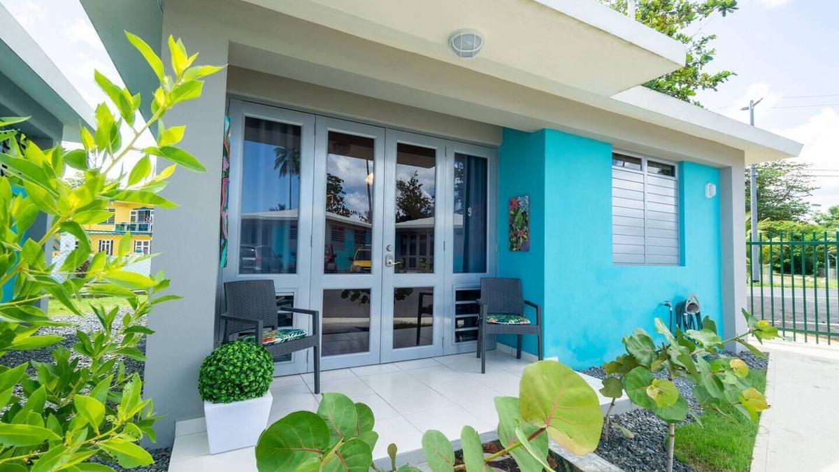 Puerto Rico Villa | Casa Tortuga | Beachfront Villa | Pool | Aguada PR