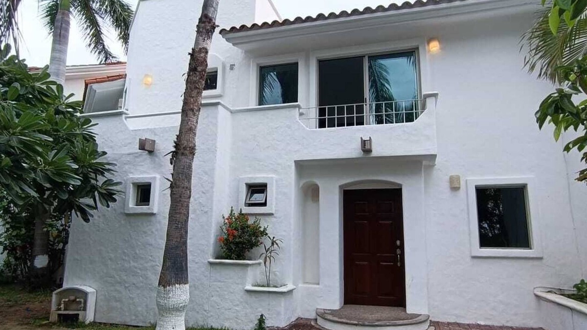 Marina Mazatlan House | Casa Tranquila a pie de la Marina!