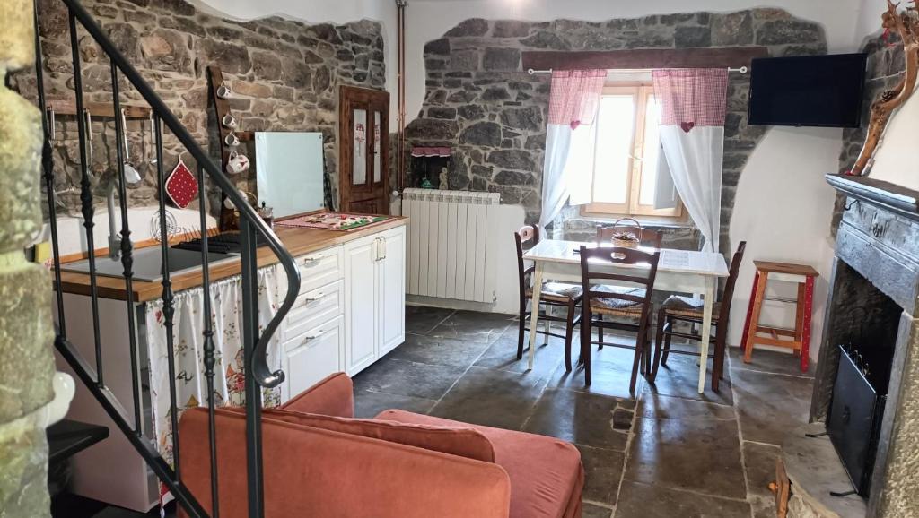 Belmonte del Sannio House | Casa Vacanza Contado Latino