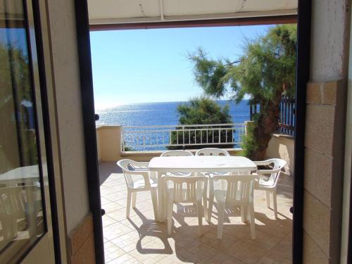 Marina di Marittima House | Casa vacanze Baia Acquaviva