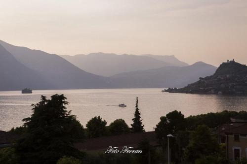Sale Marasino House | CASA VACANZE GLI ULIVI DEL LAGO