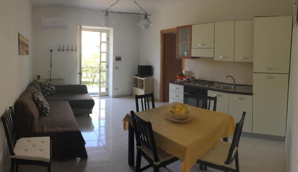 Patti Apartment | Casa Vacanze il Gelsomino