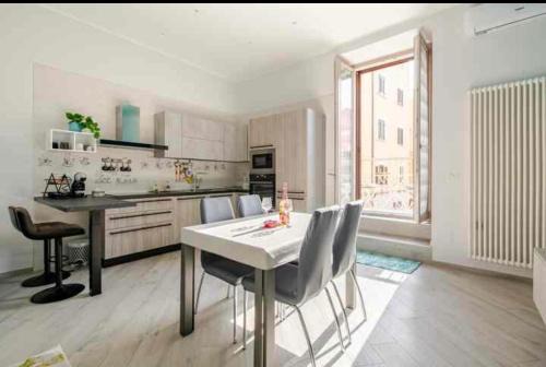 Barletta Apartment | Casa Vacanze San Giacomo, Comfort Apartament in Centro Storico a pochi passi dalla Stazione Centrale