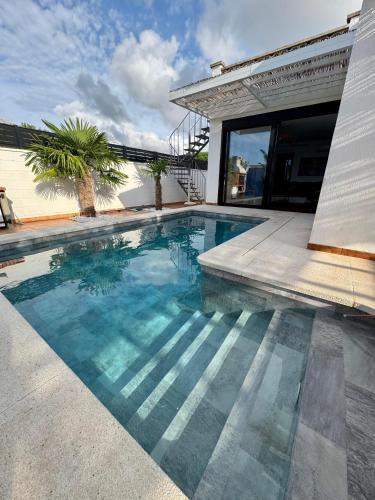 Cambrils Villa | Casa Vela Blanca Vista al mar - Cambrils -