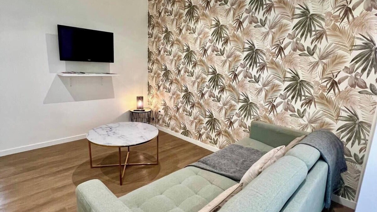 Brive-la-Gaillarde Apartment | Casa Viasud #3 - T2 design&climatisé -Centre Brive