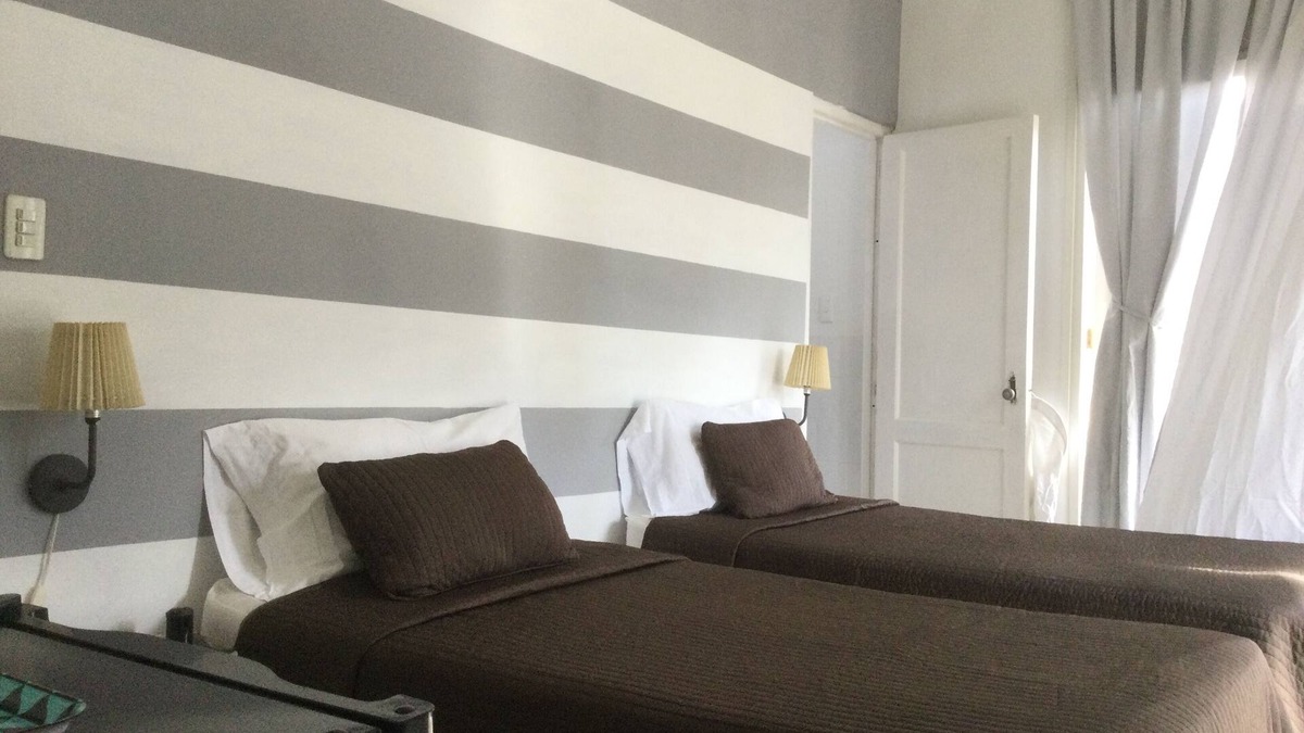 Old Havana Bed & Breakfast | CASA YAQUE