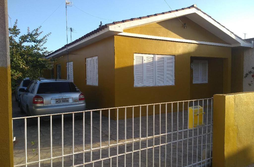 Sao Lourenco do Sul House | Casa Yellow I Próxima a praça central