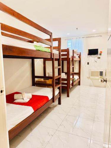 Vigan Bed & Breakfast | Casa Ysabel Transient Inn