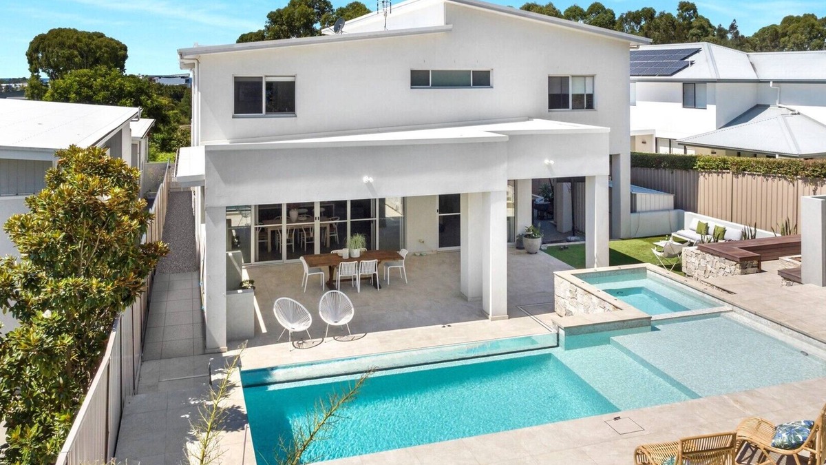 Shell Cove House | Casablanca Luxury Retreat near Shellharbour Marina