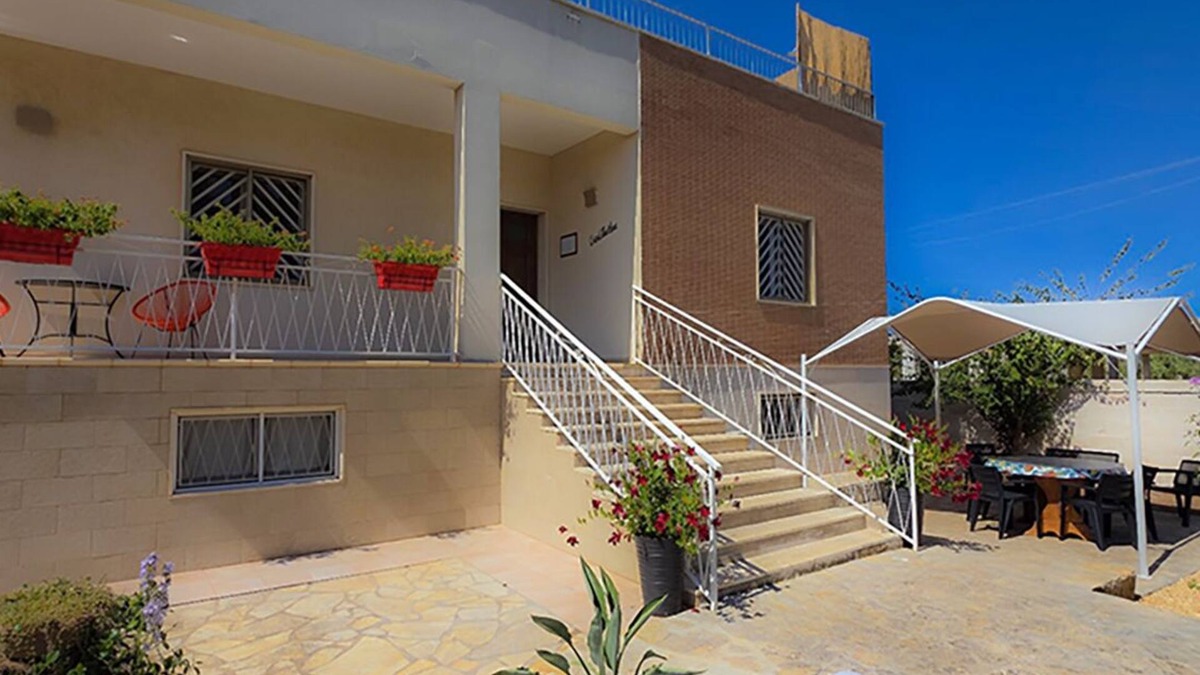 Pozzo Faceto House | CasaOltreMare 3 minutes from the sea. House 6/8 beds for exclusive use