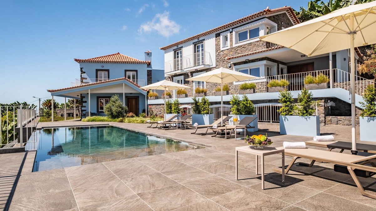 Canhas Ski Chalet | Casas da Luz - Casa da Pedreira by Madeira Sun Tra