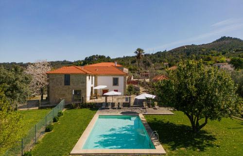 Atei House | Casas de Vila Pouca