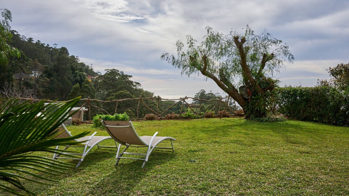 Calheta Ski Chalet | Casas Maravilha - Árvore by Madeira Sun Travel