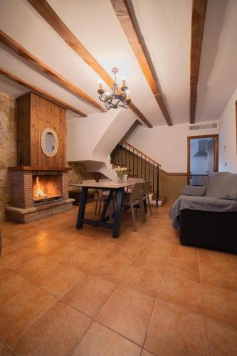 Alcala del Jucar House | Casas Rurales Los Olivos