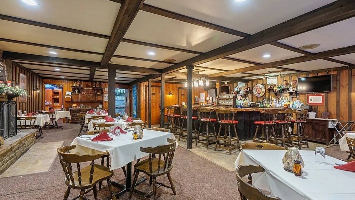 Lake Placid Hotel | Cascade Inn