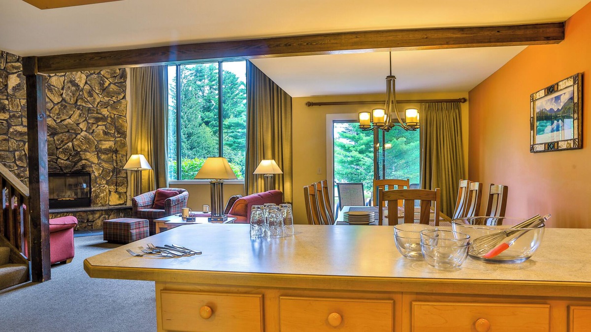 Lake Placid Condo | Cascade Lodge u34 - Walk to Village Main Street