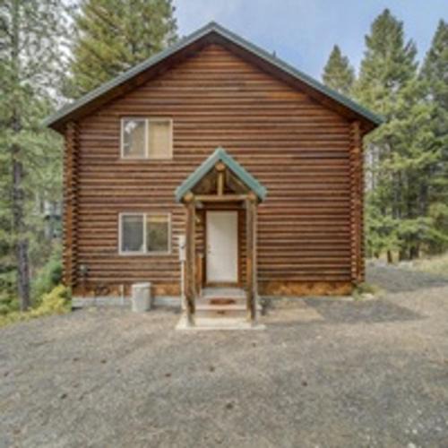 Cascade House | Cascade Log Cabin by Casago McCall - Donerightmanagement