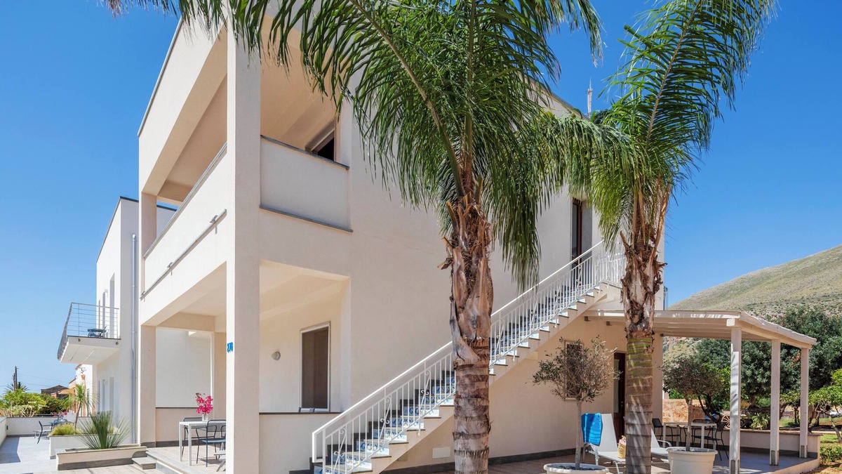 Castelluzzo Apartment | Case Vacanza Loria