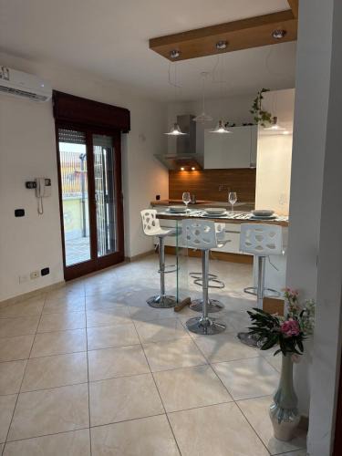 Frattocchie Apartment | Casetta accogliente indipendente con parcheggio privato