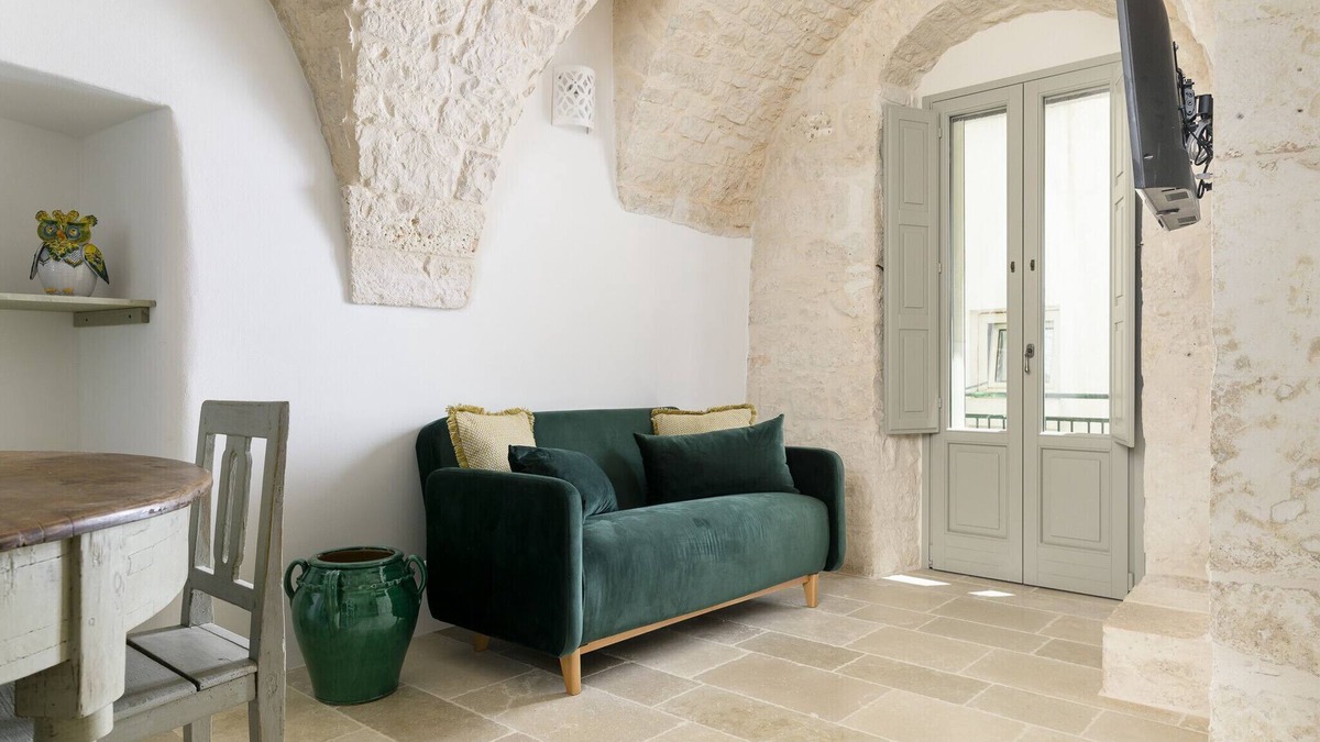 Old Town Cisternino Apartment | Casetta Wilma by Wonderful Italy