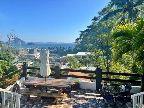 El Nido House | Cashew Blossom Boutique Guest Home