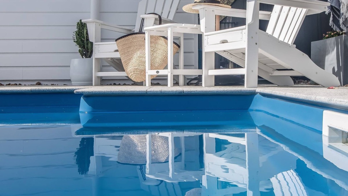 Casuarina House | Casienda - Single level beachside holiday home