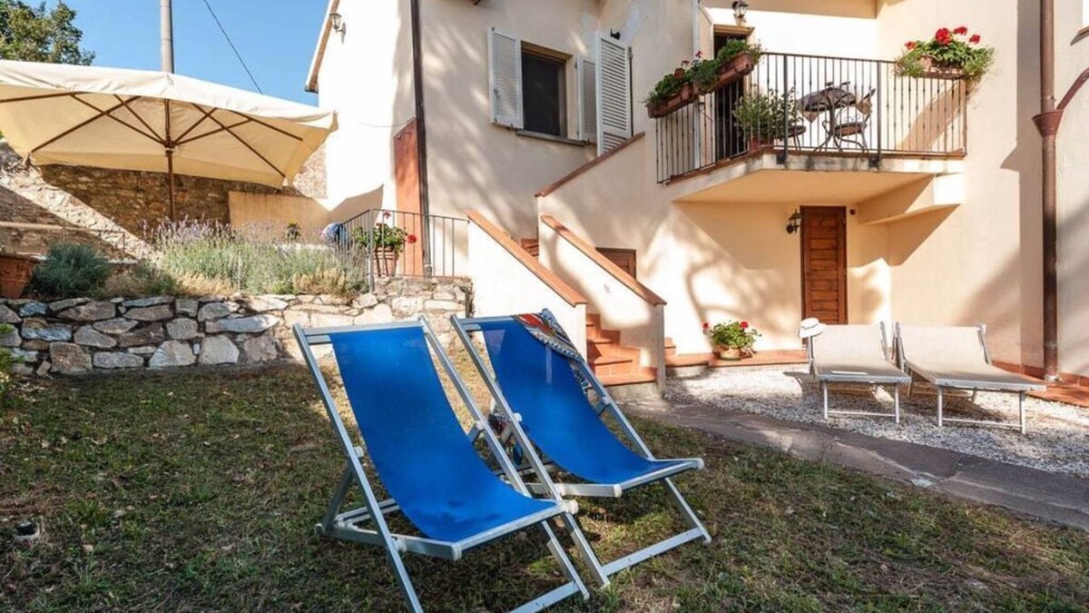 Livorno House | Casina Montenero Comfortable holiday residence