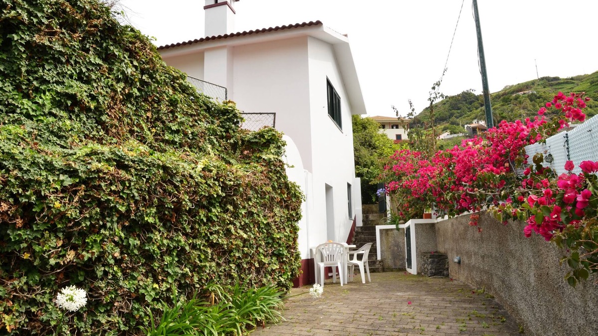 Porto da Cruz House | Casinha do Paiol in Madeira Island