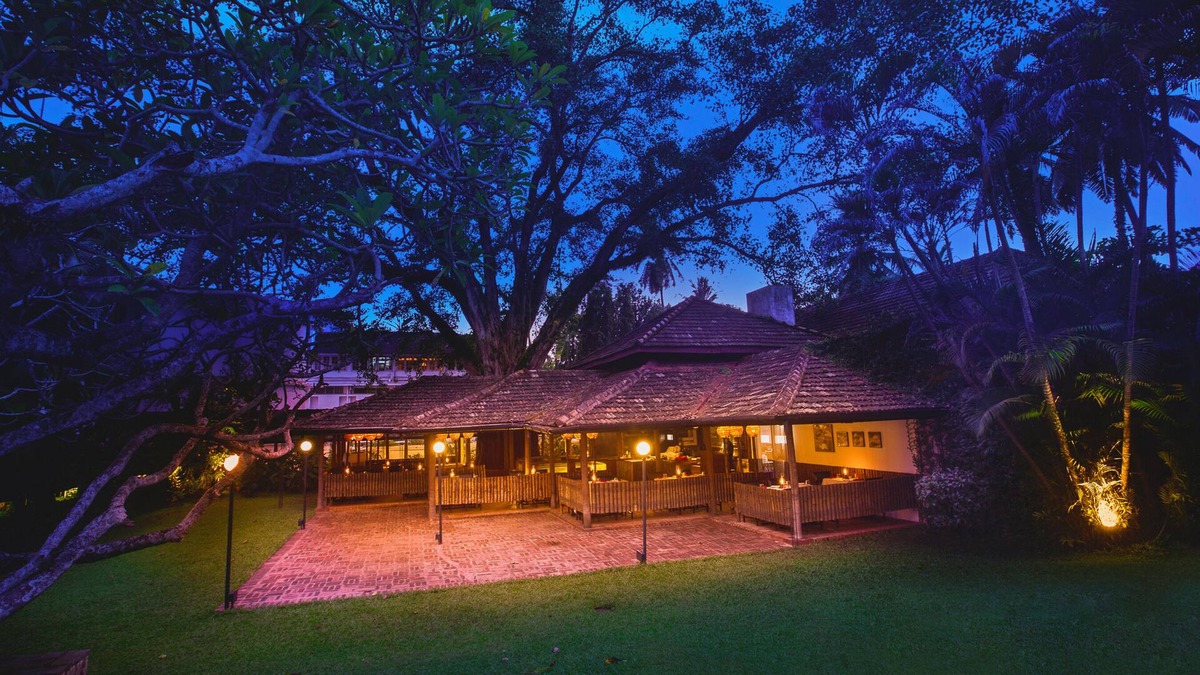 Kochi Hotel | Casino Hotel - Cgh Earth, Cochin