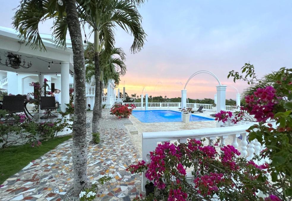 Cabrera Hotel | Casita #2 Apt Style 2 BR, 2 Bath at Casablanca