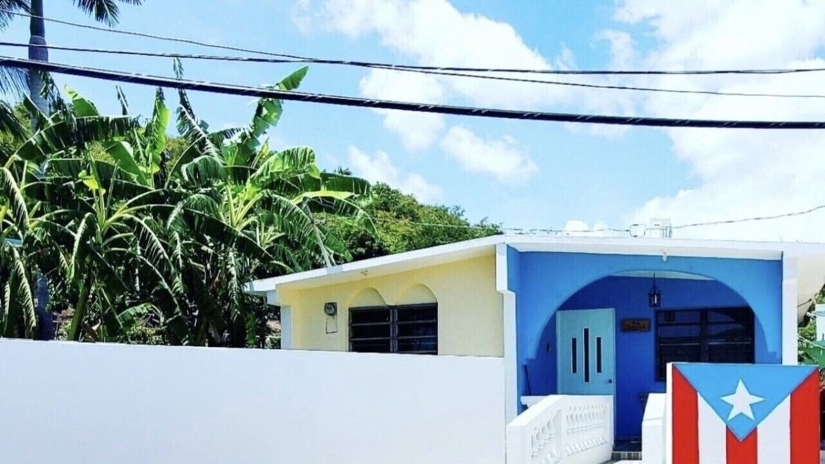 Juana Diaz House | Casita Arriba w/Solar & Battery Backup