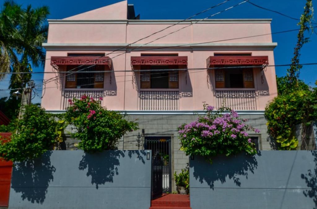 Legazpi Bed & Breakfast | Casita Aurora Bed and Breakfast
